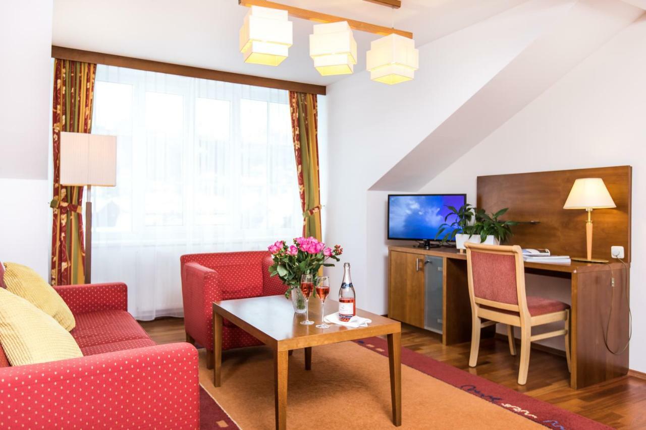 Hotel Am See - Seeresidenz Altaussee Ngoại thất bức ảnh